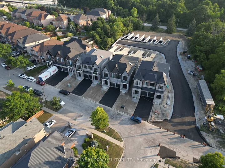 Property Photo: 6626 Harmony Hill N/A ON L5W 1S5
