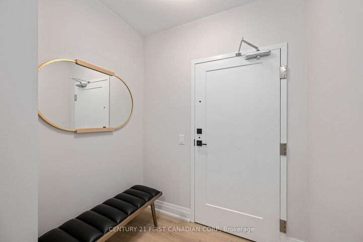Property Photo:  4286 King Street 906  ON N2P 2E9 