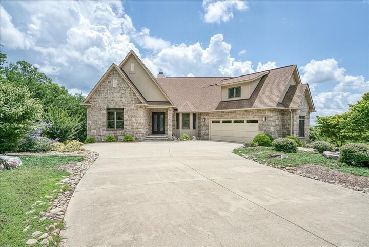 Property Photo: 61 Bluff View Ct. TN 38558