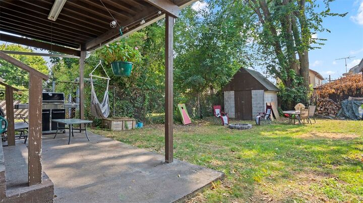 Property Photo: 133 Maplewood Ave PA 15003
