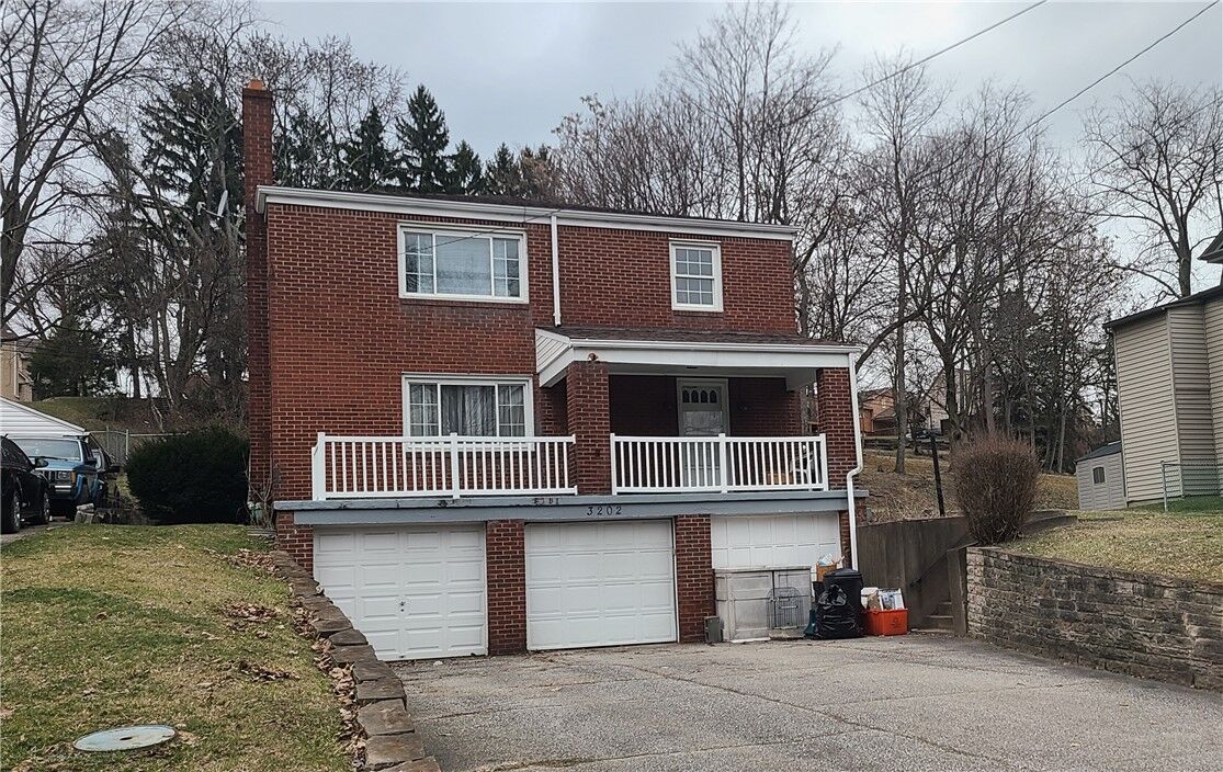 Property Photo: 3202 West Run Rd 2 PA 15120