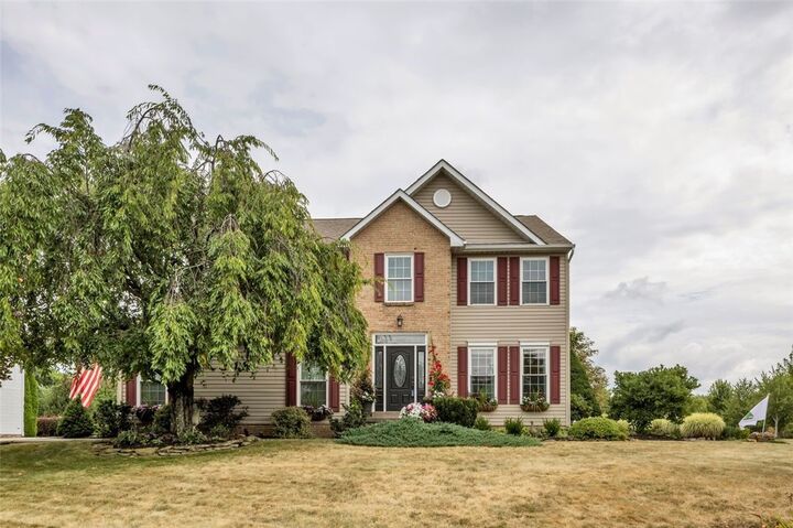 Property Photo:  77 Winterbrook Dr  PA 16066 