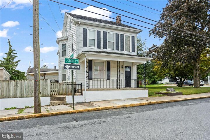 Property Photo:  205 S Cherry Street  PA 17067 