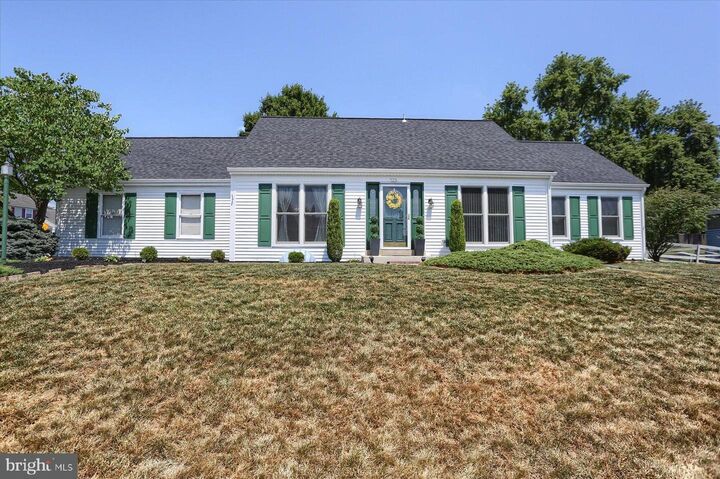 725 Rockford Drive  Harrisburg PA 17112 photo