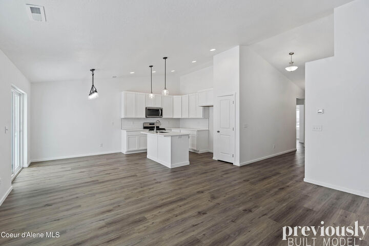 Property Photo:  6404 W Astoria Loop  ID 83858 