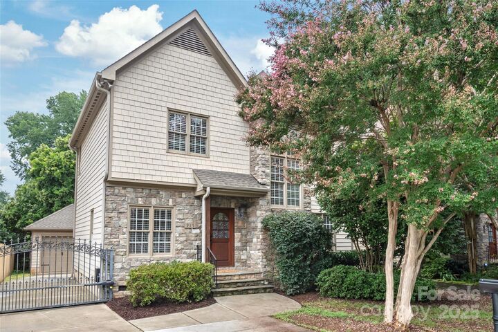 915 Millbrook Road  Charlotte NC 28211 photo