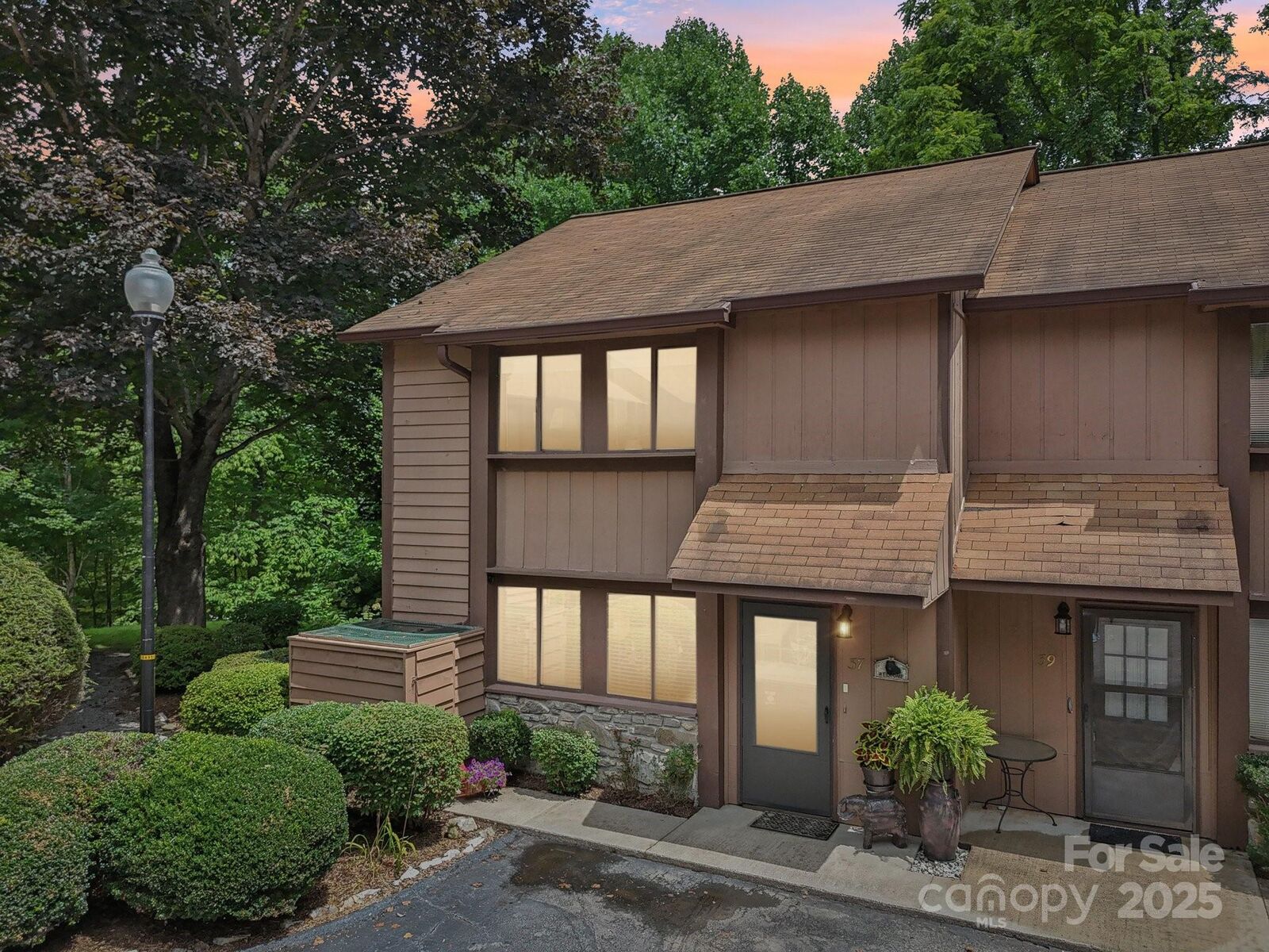 Property Photo: 37 George Circle NC 28751