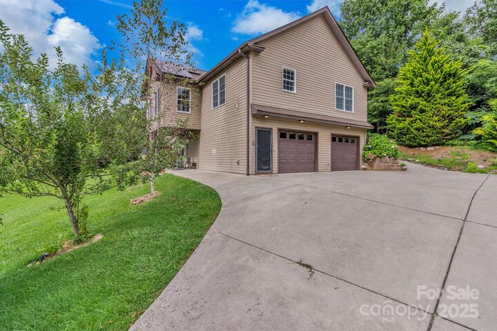 Property Photo: 159 S Willow Brook Drive NC 28806