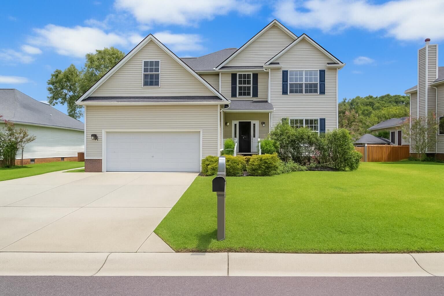 Property Photo: 1959 N Smokerise Way SC 29466