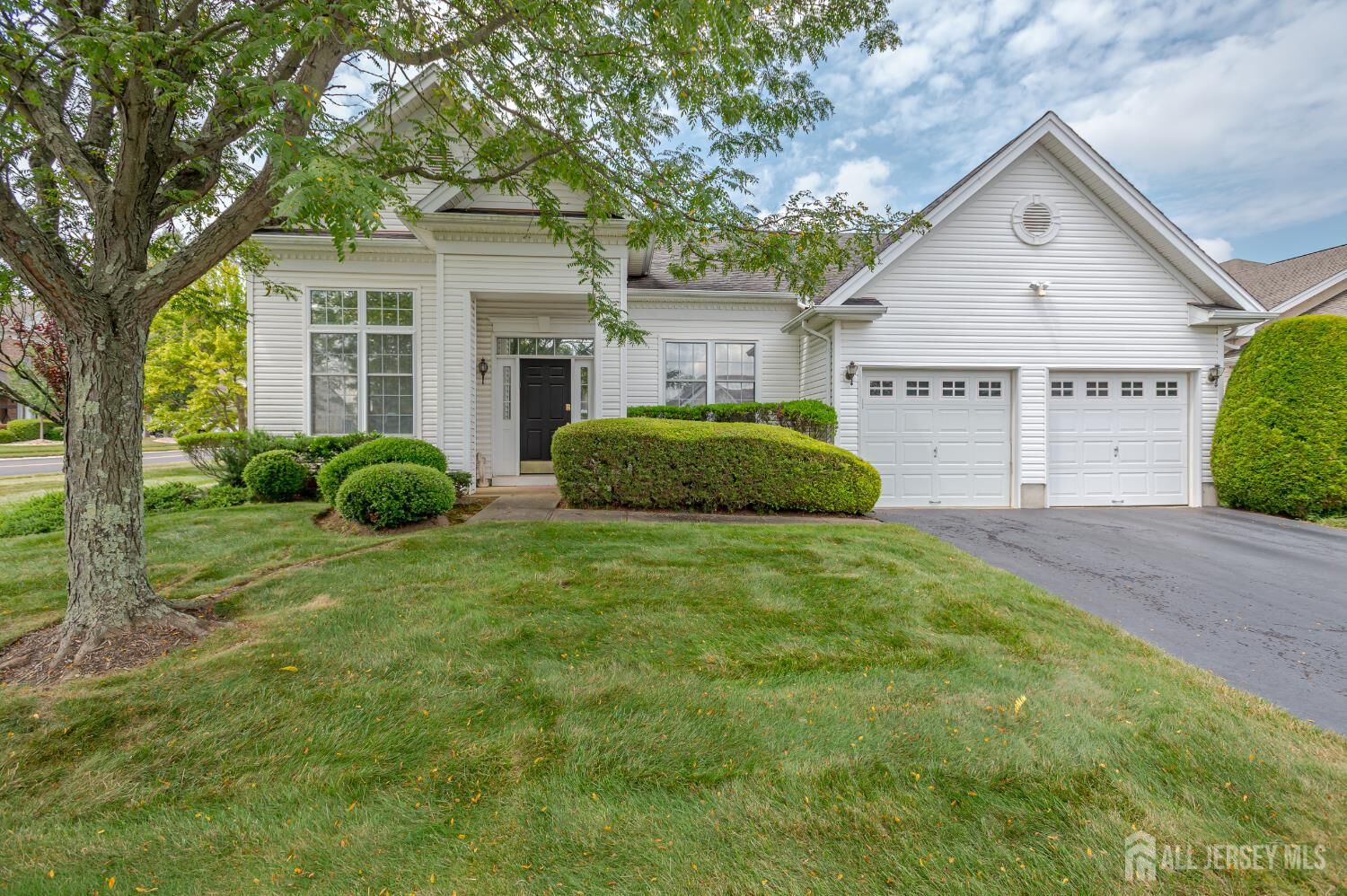 Property Photo: 36 Crenshaw Court NJ 08831