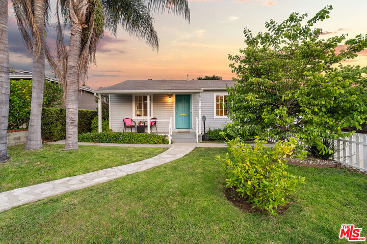 8012 Kittyhawk Ave  Los Angeles CA 90045 photo