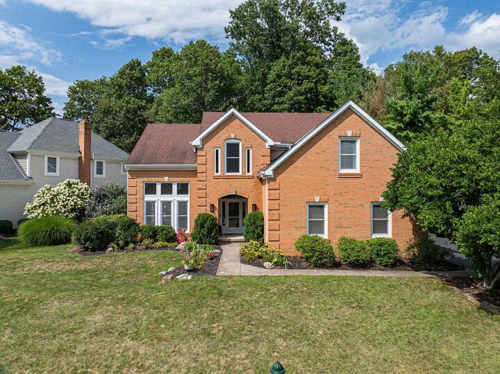 Property Photo:  5545 Caplestone Lane  OH 43017 