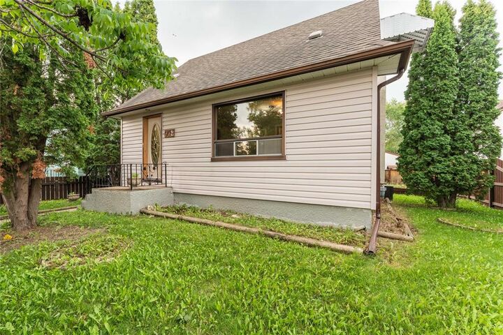 778 Moncton Avenue  Winnipeg MB R2K 1Y5 photo