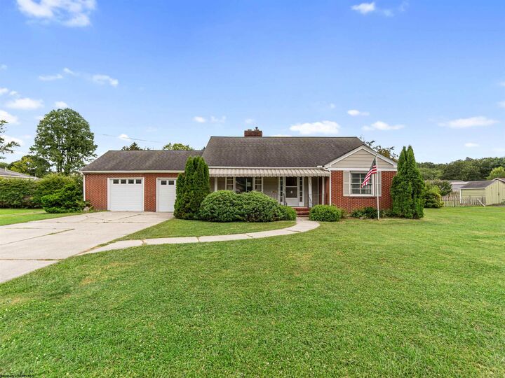 1725 S Davis Avenue  Elkins WV 26241 photo