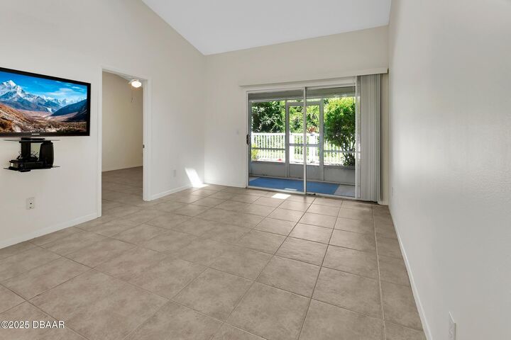 Property Photo:  937 Meadow View Drive D  FL 32127 