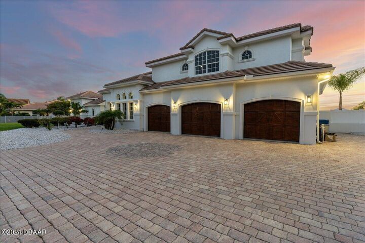Property Photo: 1786 John Anderson Drive FL 32176
