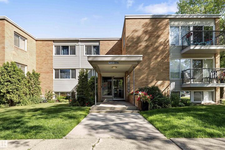 12304 103 Avenue NW 11  Edmonton AB T5N 0R2 photo