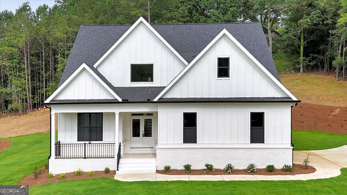 Property Photo: 30 Rushden Way SE GA 30161