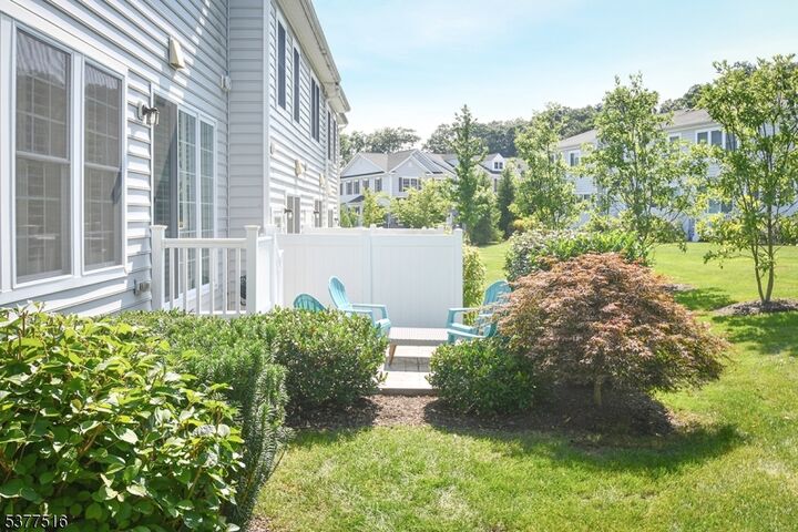 Property Photo:  9 Brant Pl  NJ 07960 