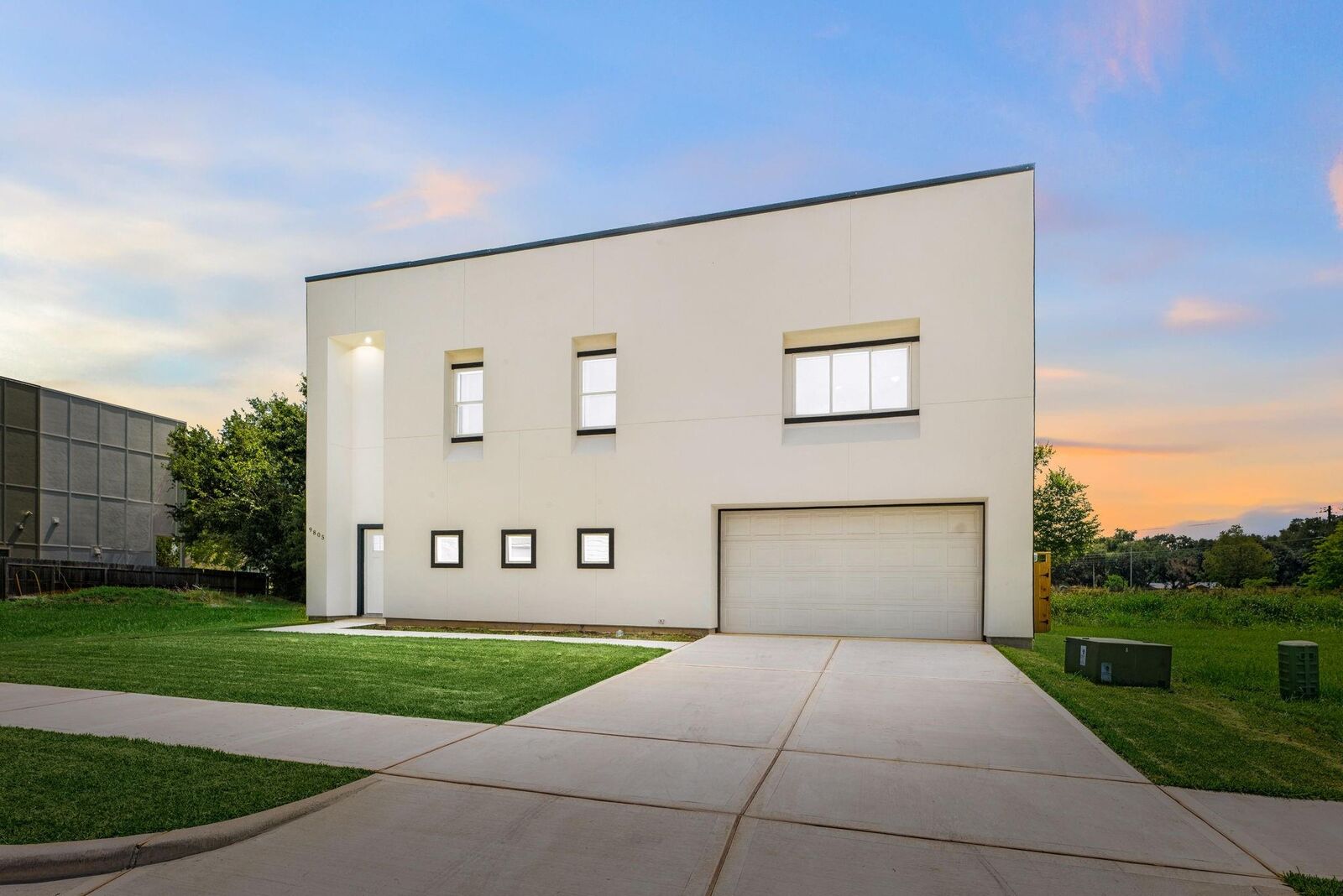 Property Photo: 9805 Fabiola Drive TX 77075
