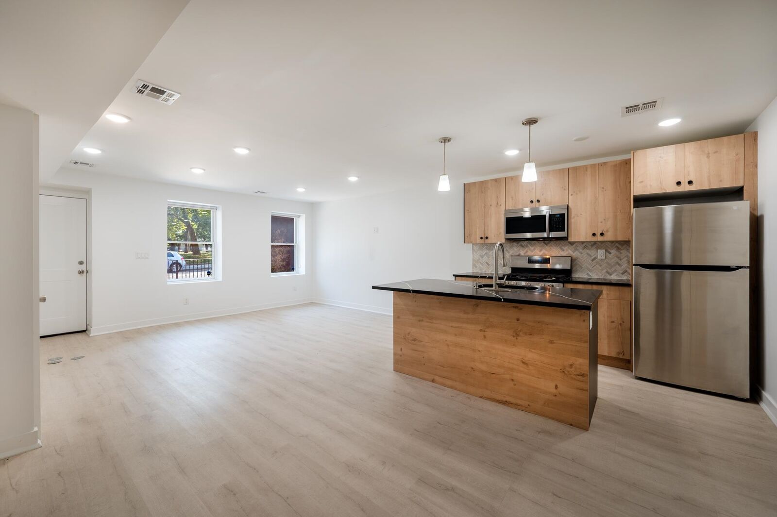 Property Photo:  782 Grand St 1  NJ 07304 