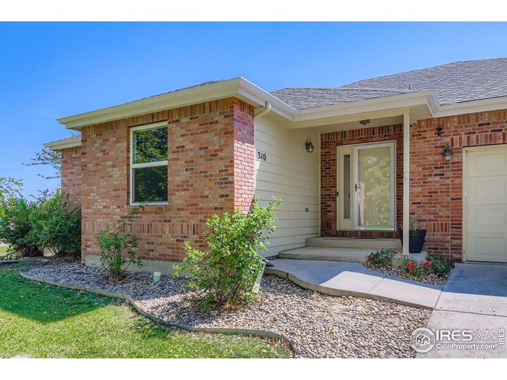 Property Photo:  310 Bein St  CO 80513 
