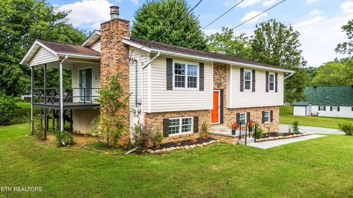 Property Photo: 106 Stowers Drive TN 37721