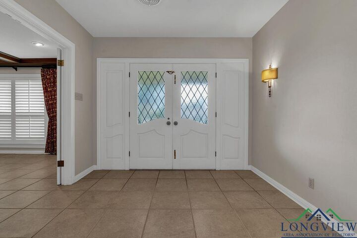 Property Photo:  2503 Madewood  TX 75672 