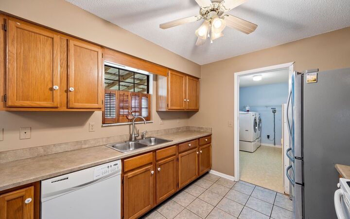 Property Photo: