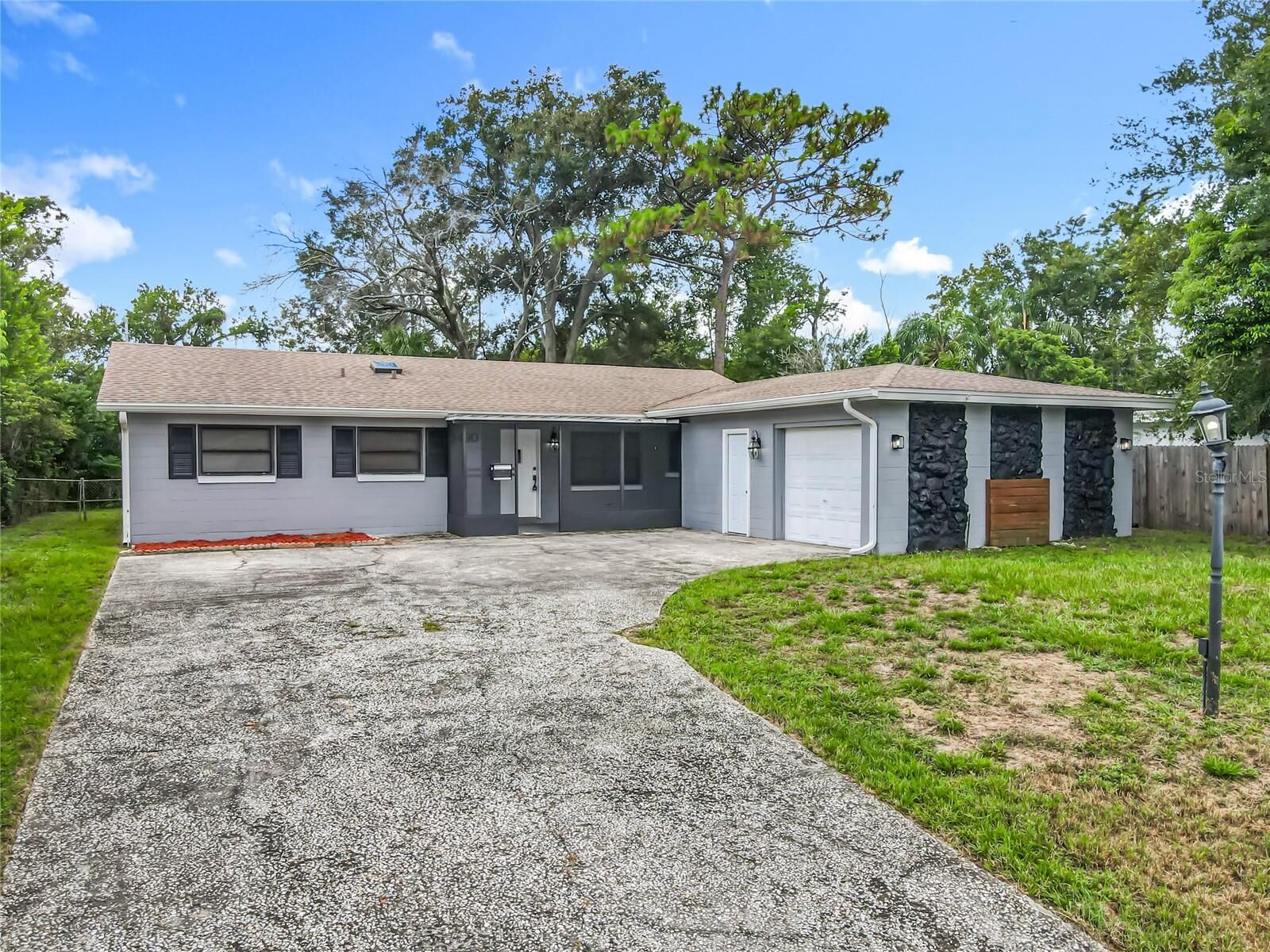 Property Photo:  3490 Bougainvillea Drive  FL 32792 