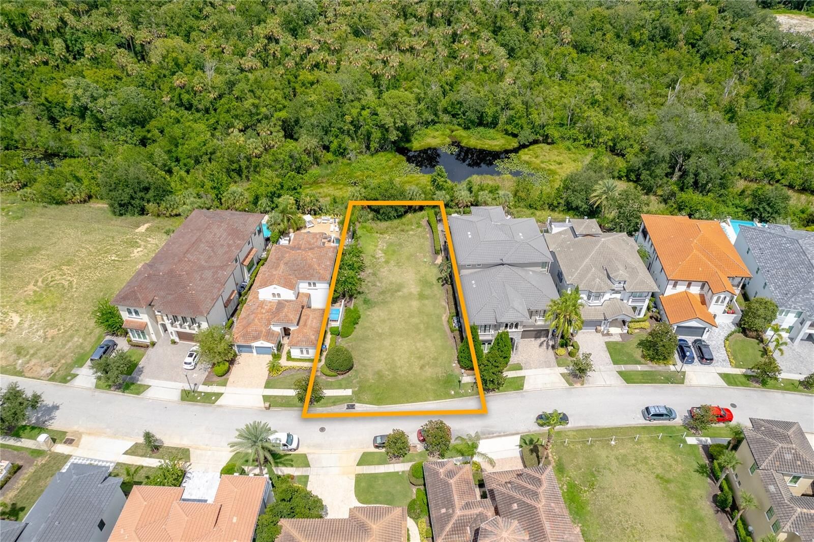 Property Photo:  594 Muirfield Loop  FL 34747 