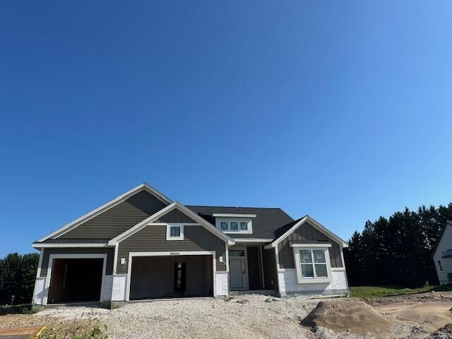 Property Photo:  N59w25834 Autumn Ct  WI 53079 