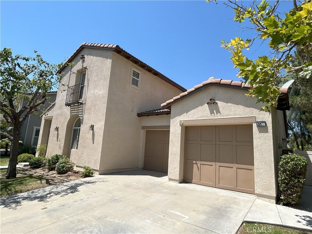 Property Photo: 39877 Worthington Place CA 92591