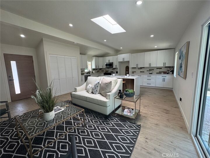 Property Photo:  11327 Blythe Street  CA 91352 