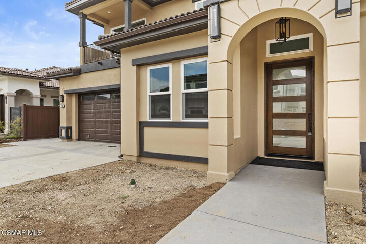 Property Photo: 295 Toyon Court CA 91362