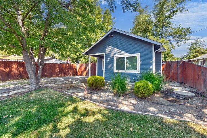 Property Photo: 5325 9th Avenue CA 95820