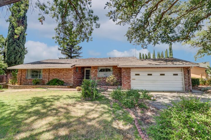 Property Photo: 7041 Raintree CA 95621