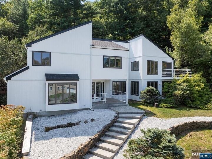215 Eileen Drive  Cedar Grove NJ 07009 photo