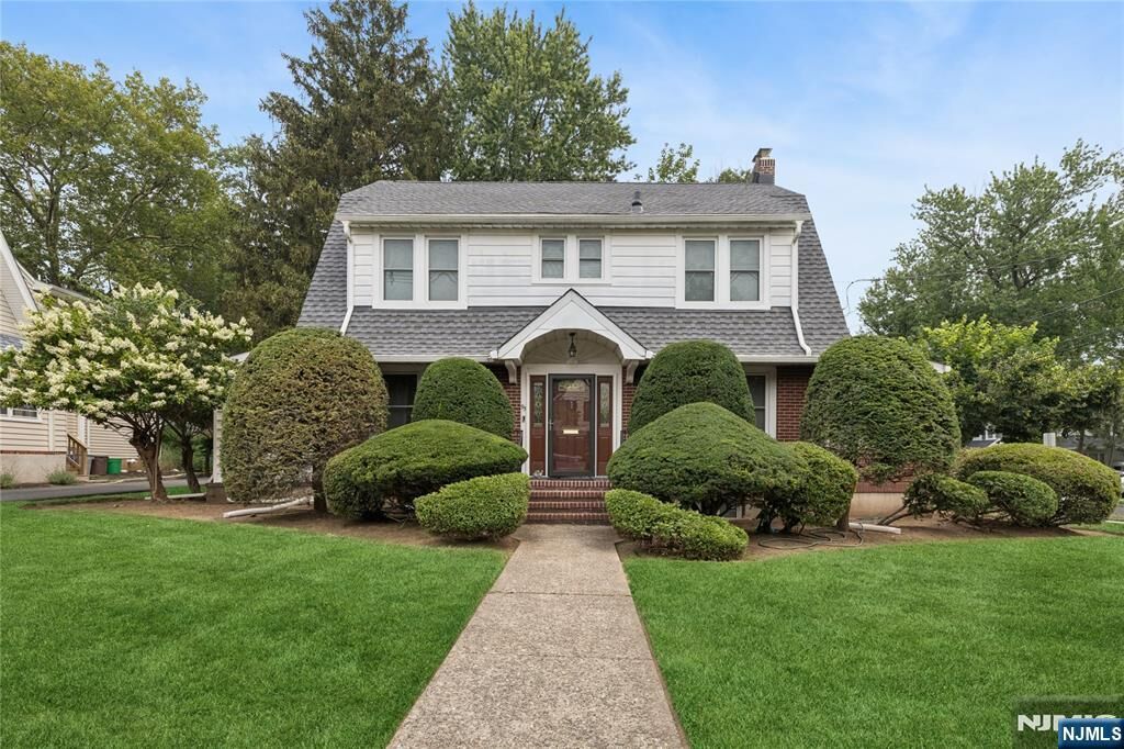 Property Photo:  95 Johnson Avenue  NJ 07666 