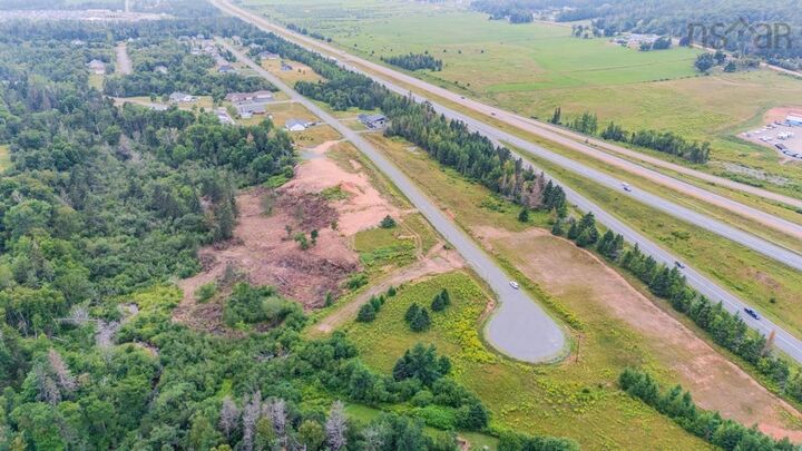 Property Photo:  46 Runway Court  NS B2N 6L3 