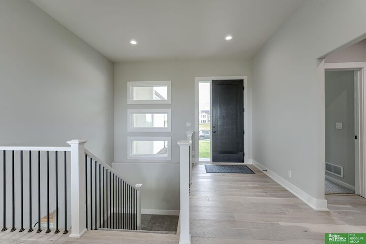 Property Photo:  5709 N 195th Street  NE 68022 