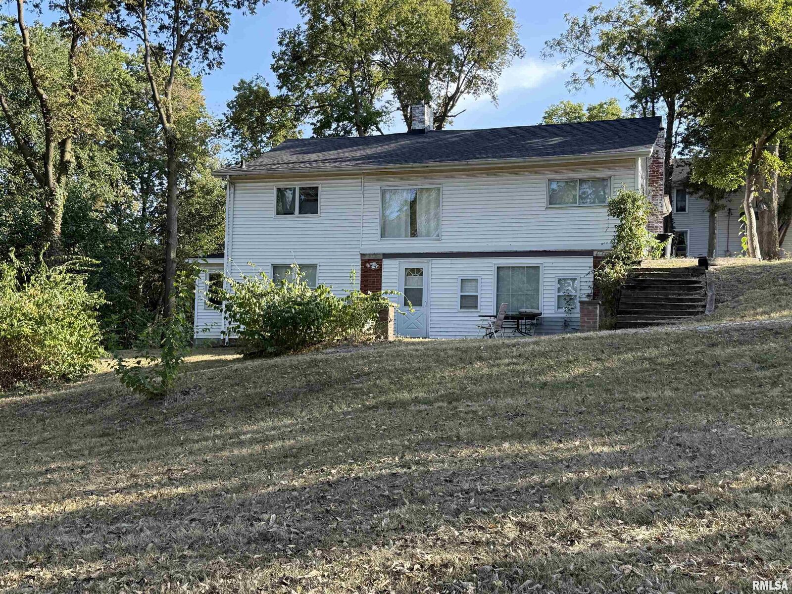 Property Photo:  611 S Broadway Street  IL 62644 