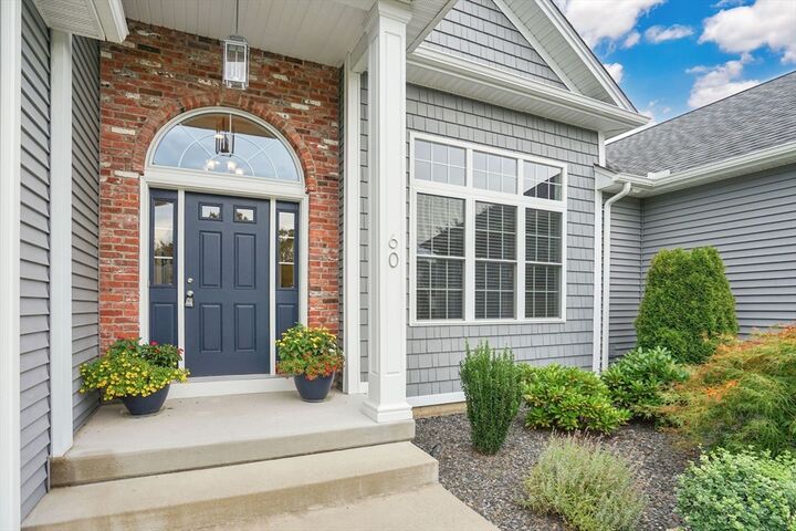 Property Photo:  60 Farmington Cir  MA 01030 