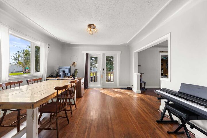Property Photo: 4429 55 Avenue AB T4H 1B9
