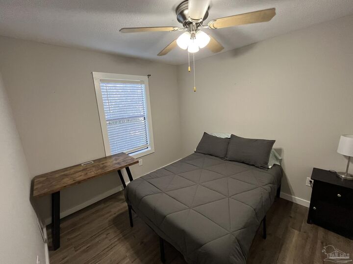 Property Photo: 1271 Redwood Ln 230 E FL 32563