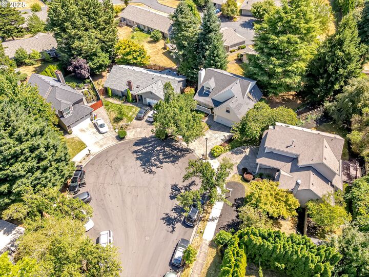 Property Photo:  20182 SW Tillamook Ct  OR 97062 