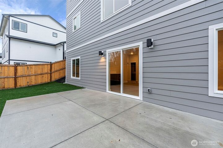 Property Photo: 6808 Kyodi Court SE WA 98501