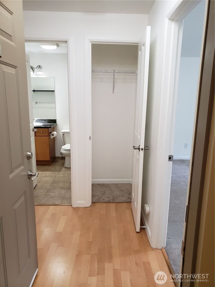 Property Photo:  14006 SE 6th Street # 18  WA 98007 