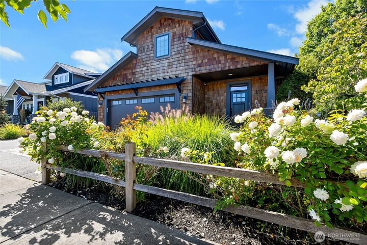 1720  8th Avenue SW  Puyallup WA 98371 photo