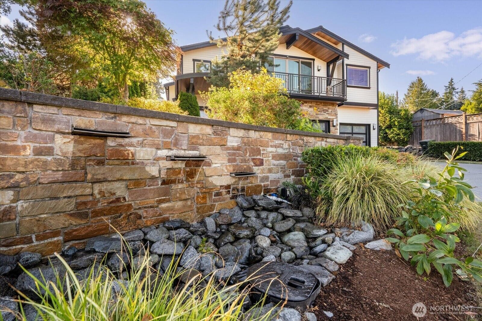 Property Photo:  2045  102nd Avenue NE  WA 98004 
